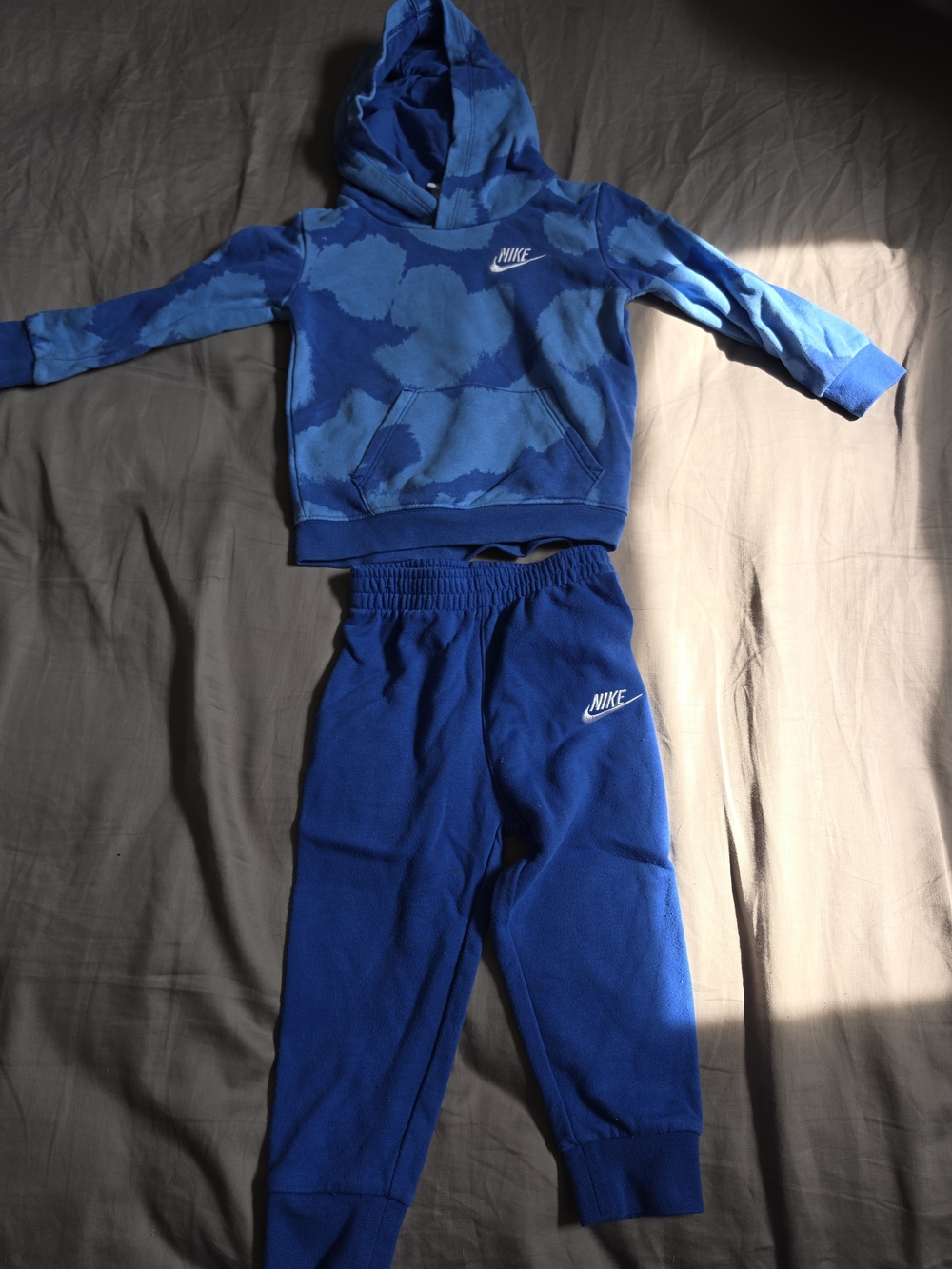 Nike Kids Blue Tie-Dye Hoodie & Jogger Bottoms Set
